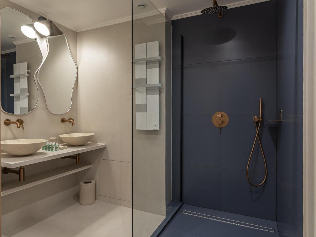 The Blue Suite On Champs Elysees Avenue Paris Bagian luar foto