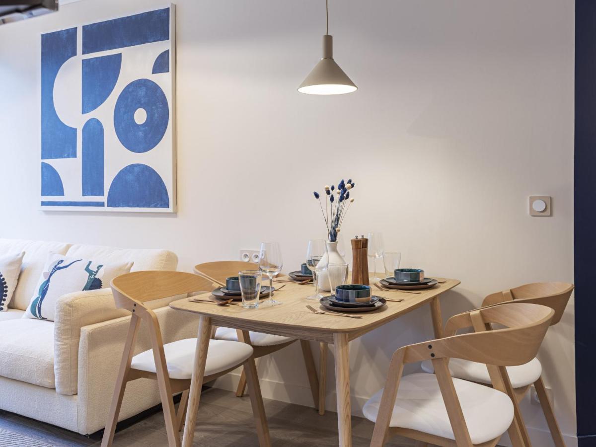 The Blue Suite On Champs Elysees Avenue Paris Bagian luar foto