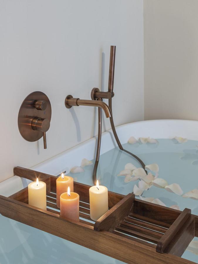 The Blue Suite On Champs Elysees Avenue Paris Bagian luar foto
